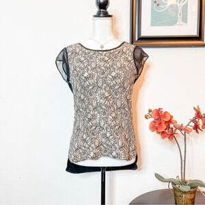 🍋 The Limited • Women’s Floral Lace Front Top w/Lining & Sheer Cap Sleeves Sz M